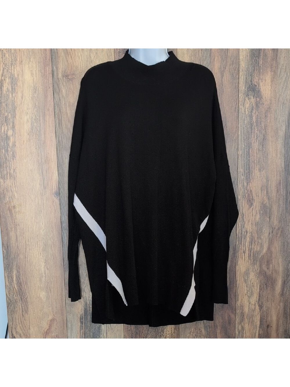 Lane Bryant Black and White Turtleneck Sweater 22/24 D424